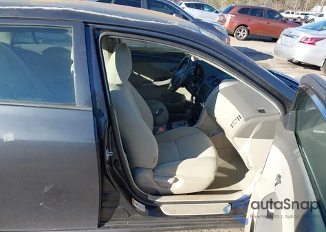 2010 Toyota Corolla Le z USA, uszkodzony, nr VIN 1NXBU4EE1AZ385941